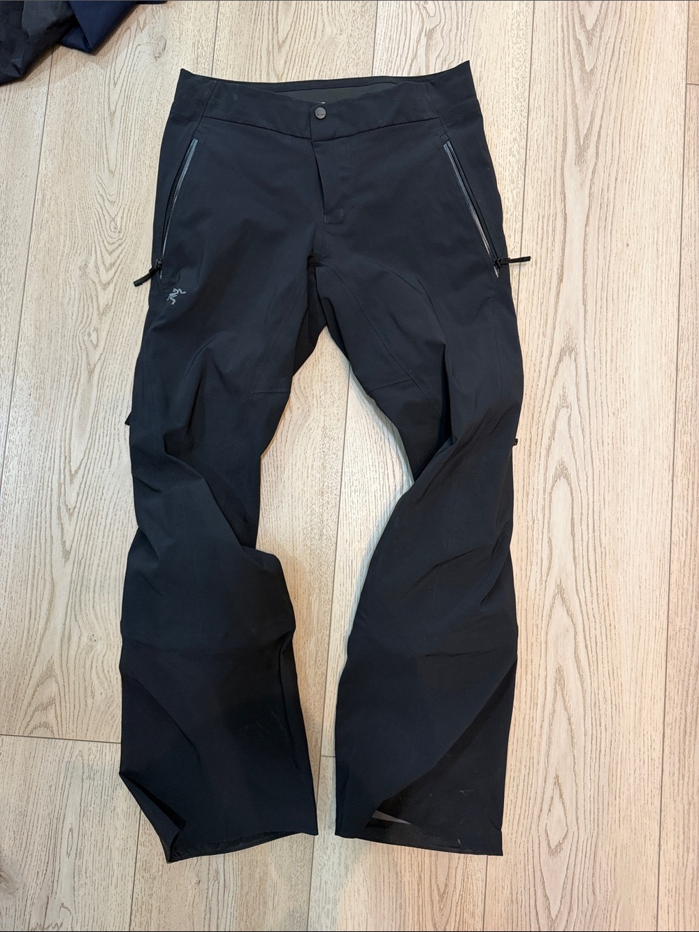 Arc'teryx Black Men's Cassiar pant 33 ski snowboard